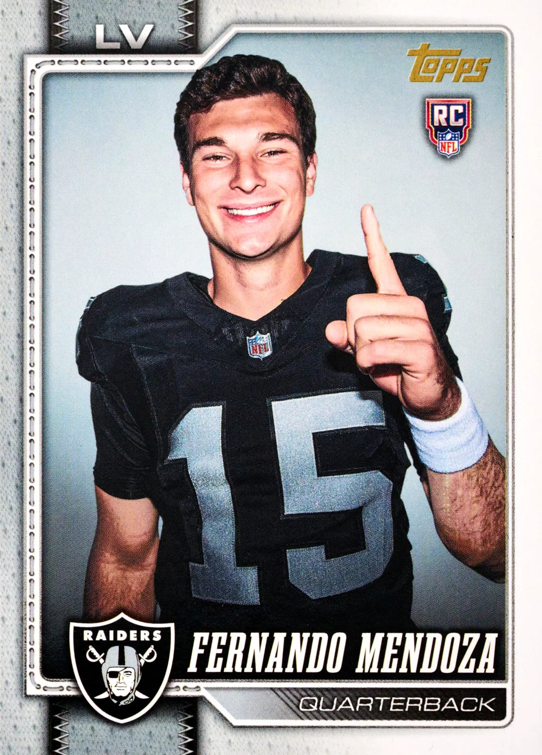 2026 Topps Flagship NFL Football Blaster Box (SEALED)