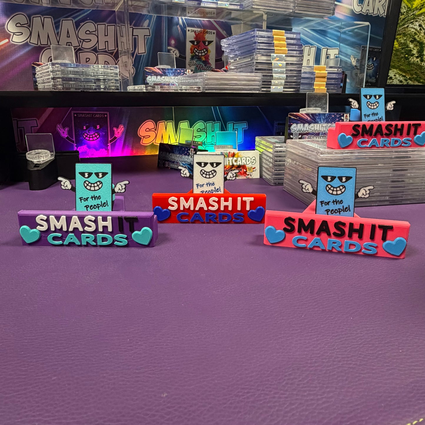 Smash It Cards x Buffalo Mike Custom Stand