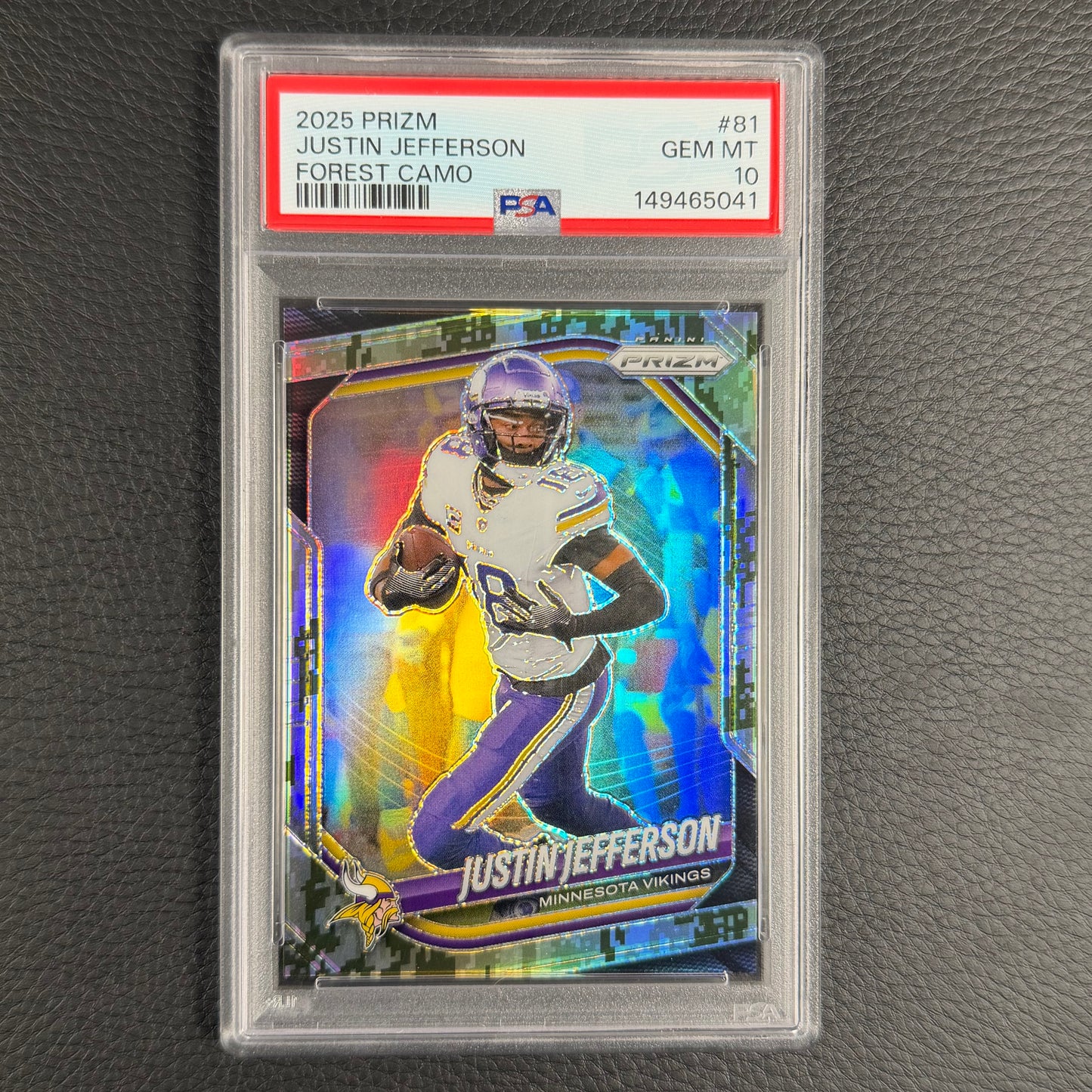 2025 NFL Prizm Justin Jefferson Forest Green /15 PSA 10